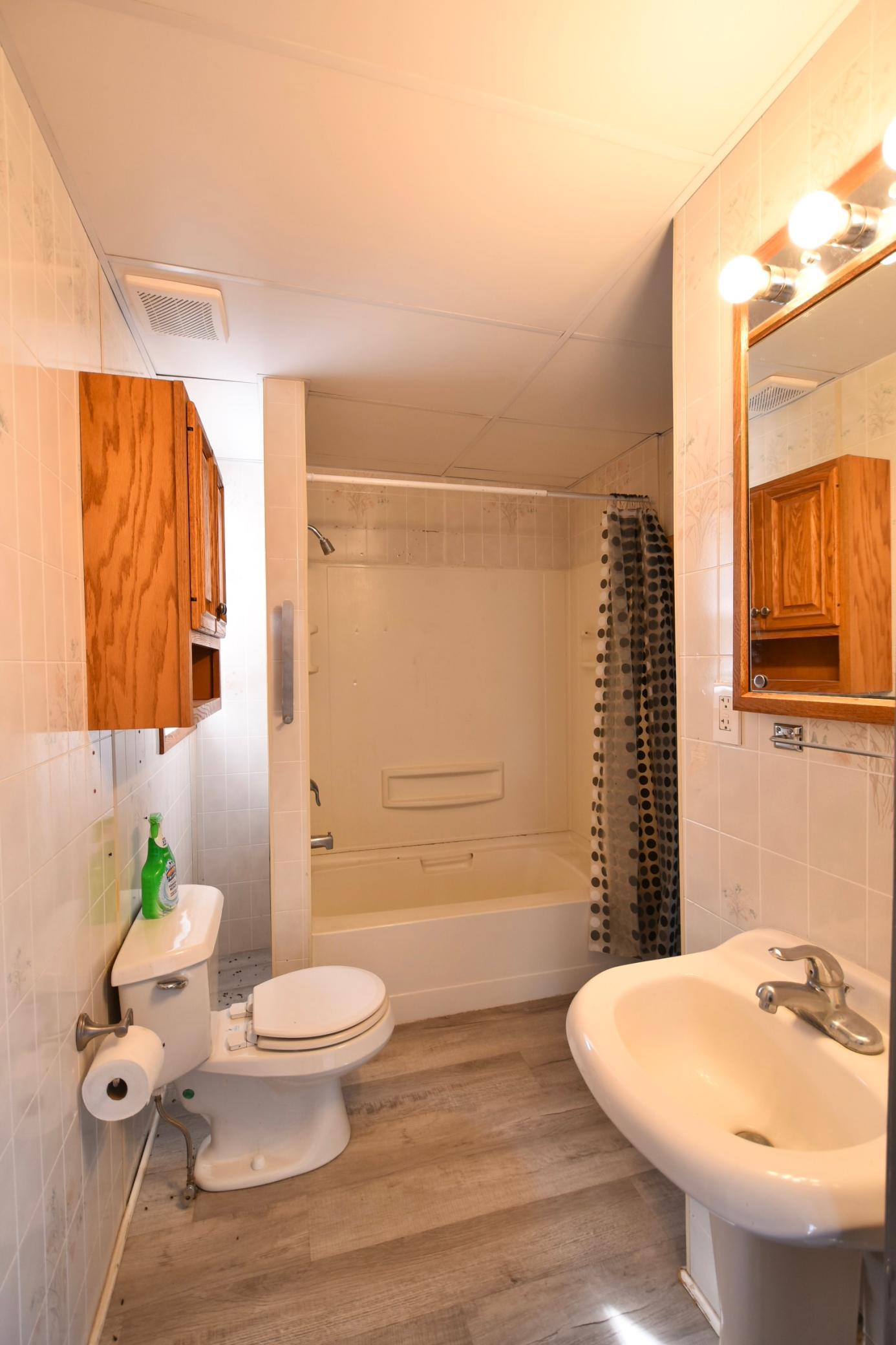 267 East 4th Street Zumbrota, MN 55992 - Photo 8 of 28