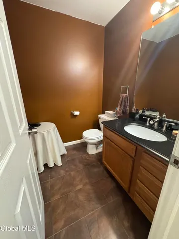 $499,999 | 3 Buttercup Court, Waterford, NY 12188