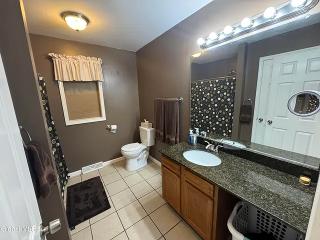 $499,999 | 3 Buttercup Court, Waterford, NY 12188