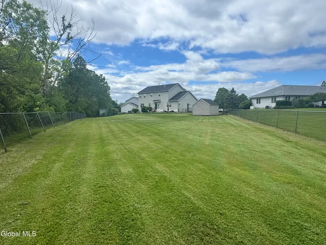 $499,999 | 3 Buttercup Court, Waterford, NY 12188