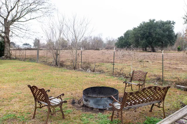 $265,000 | 347 Le Village Drive, Larose, LA 70373