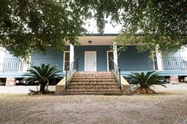 $265,000 | 347 Le Village Drive, Larose, LA 70373