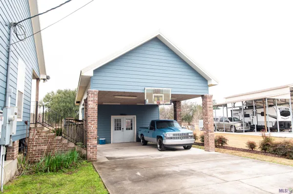 $245,000 | 347 Le Village Drive, Larose, LA 70373