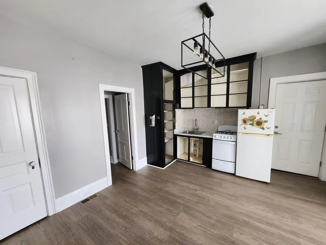 $850,000 | 624 Michigan Street, Petoskey, MI 49770