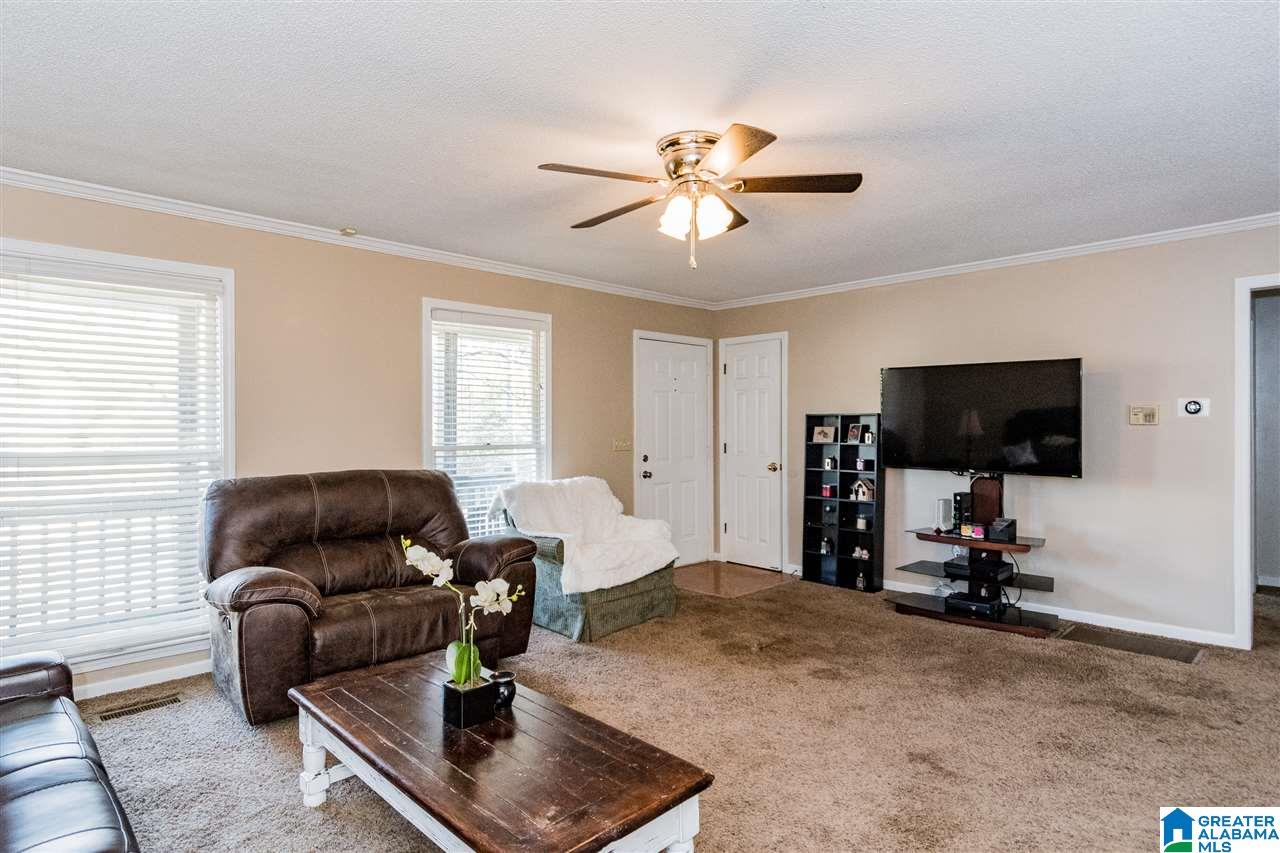 1045 Maple Lane McCalla, AL 35111 - Photo 4 of 32 Gallery Image 4