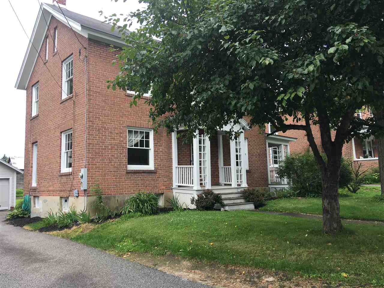 13 Clinton Avenue Rutland, VT 05701 - Photo 2 of 30
