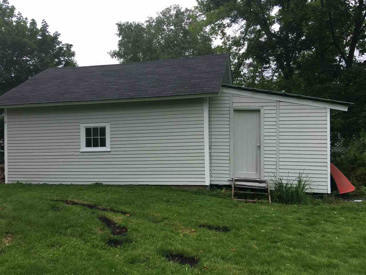 13 Clinton Avenue Rutland, VT 05701 - Photo 18 of 30