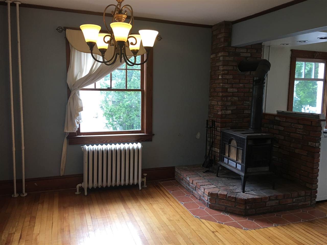 13 Clinton Avenue Rutland, VT 05701 - Photo 7 of 30
