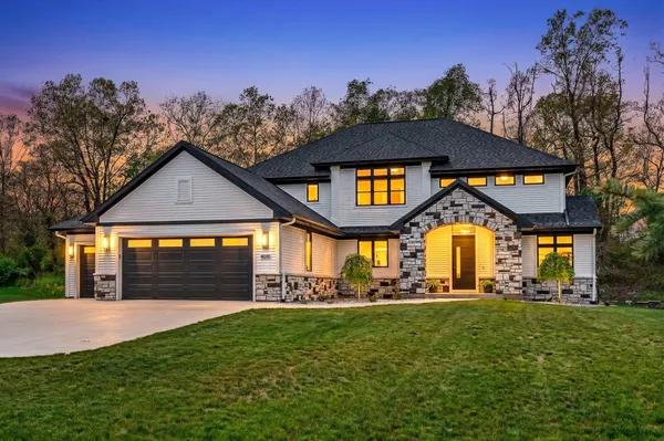 $1,399,125 | 4010 Hollow Wood Drive, Portage, MI 49024