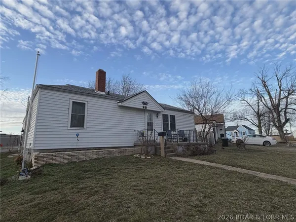 $158,900 | 28 Greenwood Drive, Lebanon, MO 65536