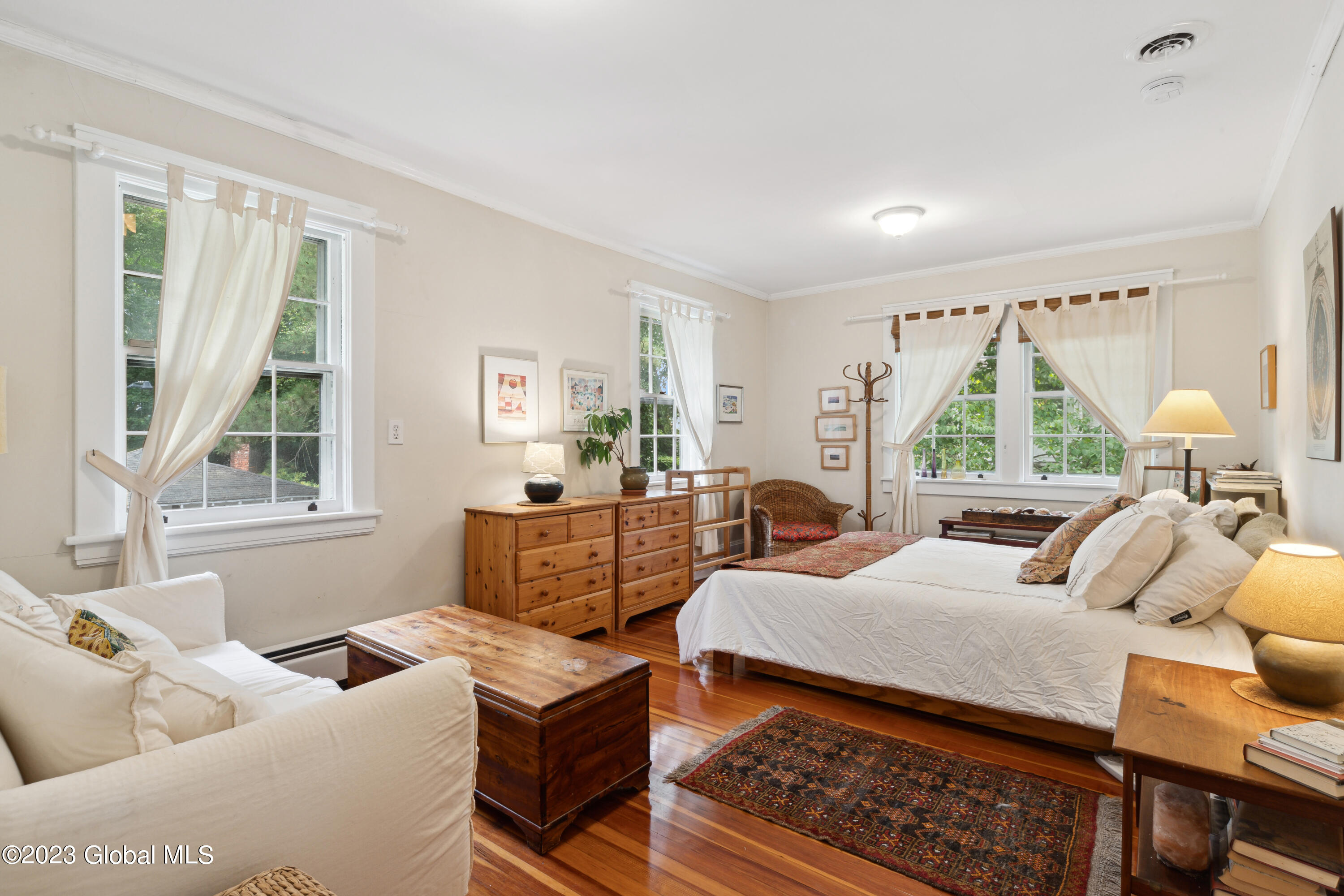 5 Westover Road Troy, NY 12180 - Photo 17 of 31 VC_AM_072423_0121