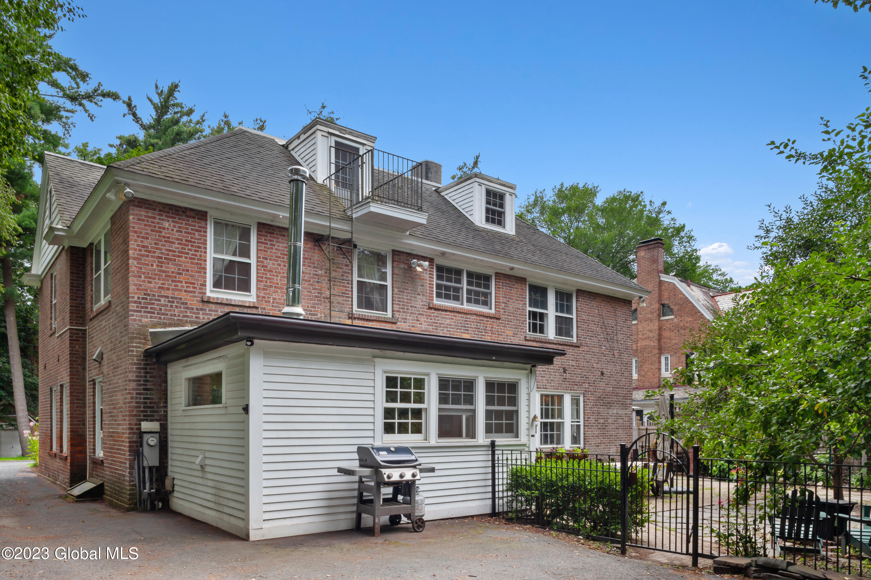 5 Westover Road Troy, NY 12180 - Photo 27 of 31 VC_AM_072423_0024