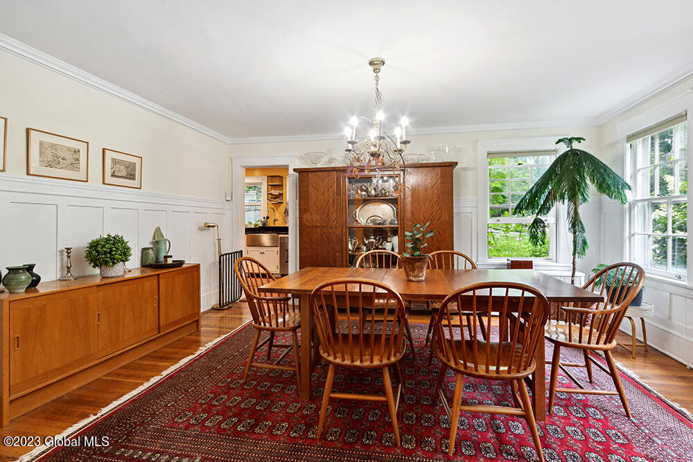 5 Westover Road Troy, NY 12180 - Photo 10 of 31 VC_AM_072423_0151