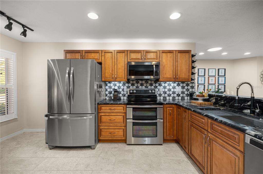 8045 Southwest 78th Terrace Road Ocala, FL 34476 - Photo 12 of 48