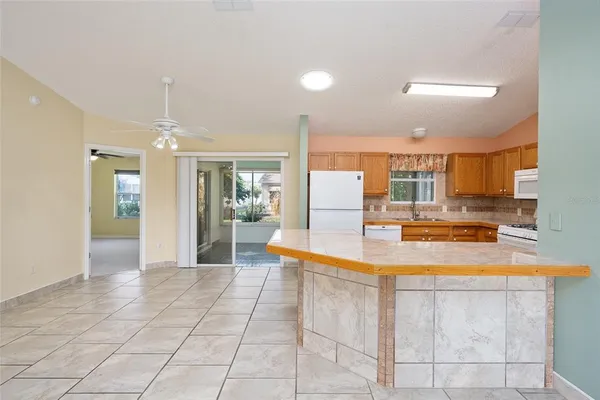 $275,000 | 17870 Southeast 92nd Amory Avenue, The Villages, FL 32162