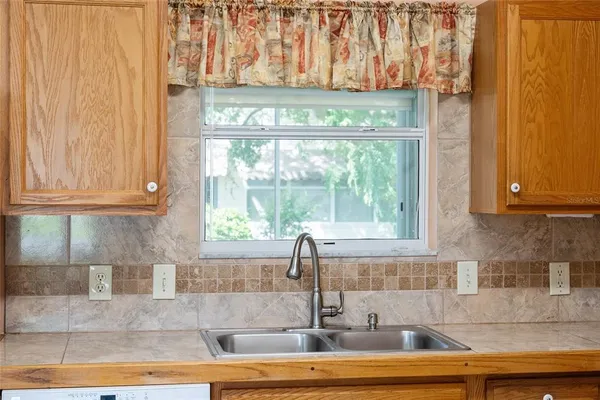 $275,000 | 17870 Southeast 92nd Amory Avenue, The Villages, FL 32162