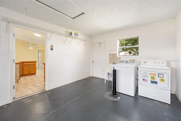 $275,000 | 17870 Southeast 92nd Amory Avenue, The Villages, FL 32162