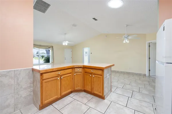$275,000 | 17870 Southeast 92nd Amory Avenue, The Villages, FL 32162
