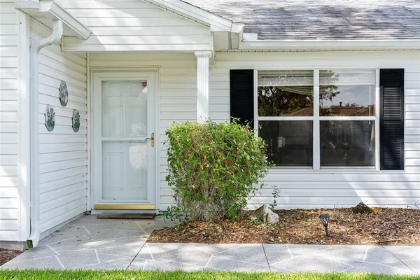 $275,000 | 17870 Southeast 92nd Amory Avenue, The Villages, FL 32162