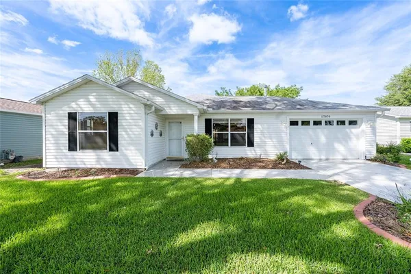 $275,000 | 17870 Southeast 92nd Amory Avenue, The Villages, FL 32162