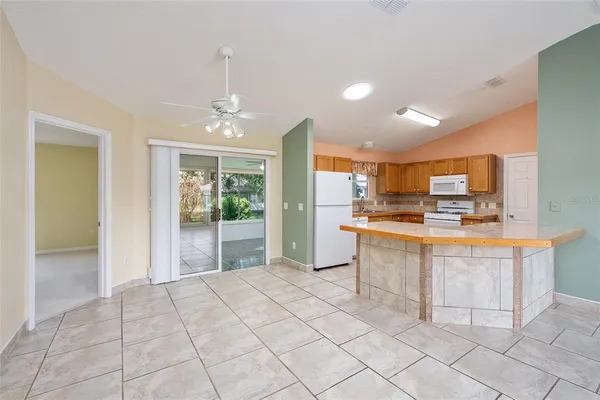 $275,000 | 17870 Southeast 92nd Amory Avenue, The Villages, FL 32162