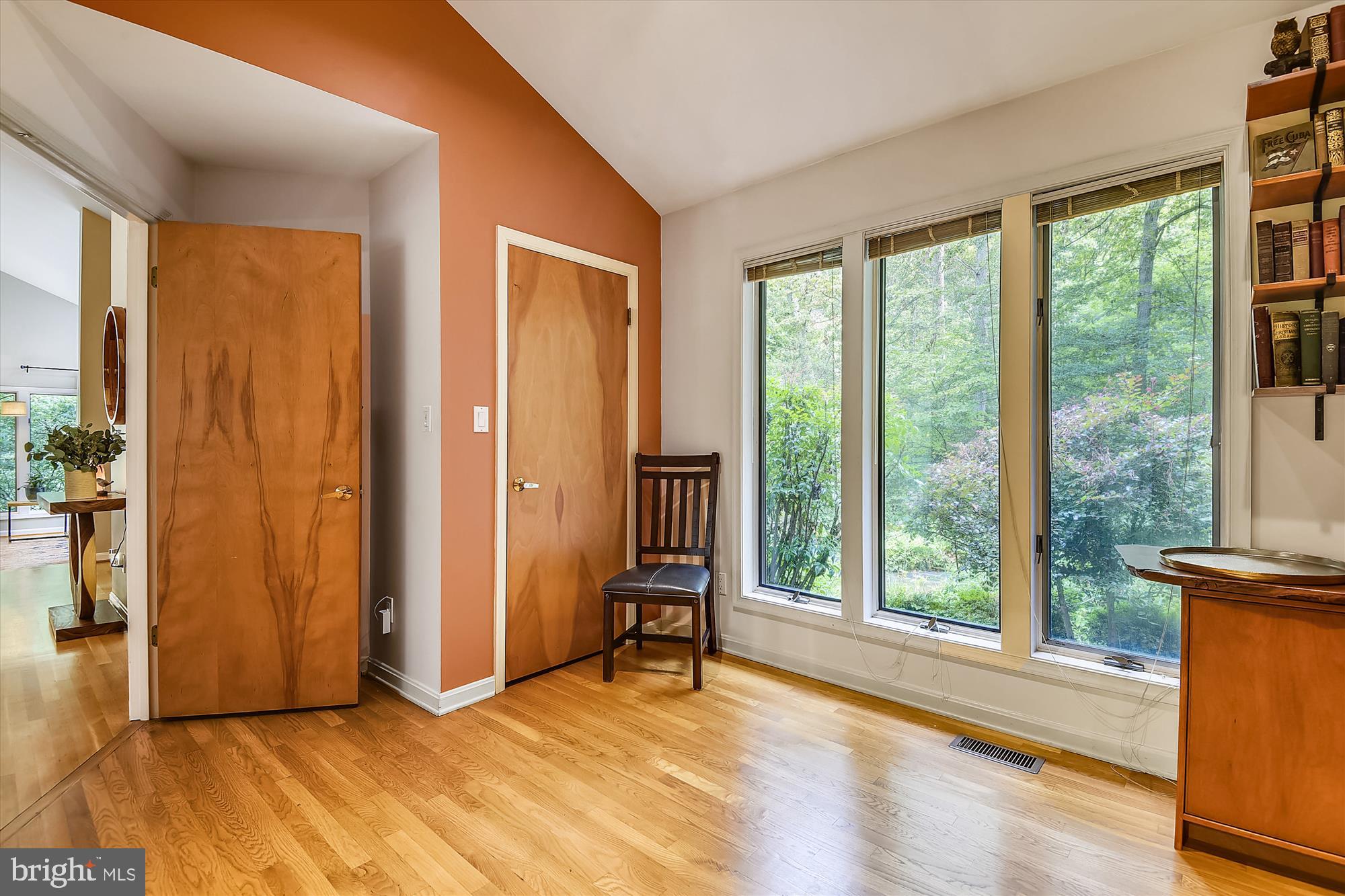 1716 Woodlore Road Annapolis, MD 21401 - Photo 10 of 81 Gallery Image 10
