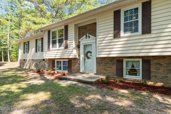 $499,000 | 255 Sarason Place, Vass, NC 28394