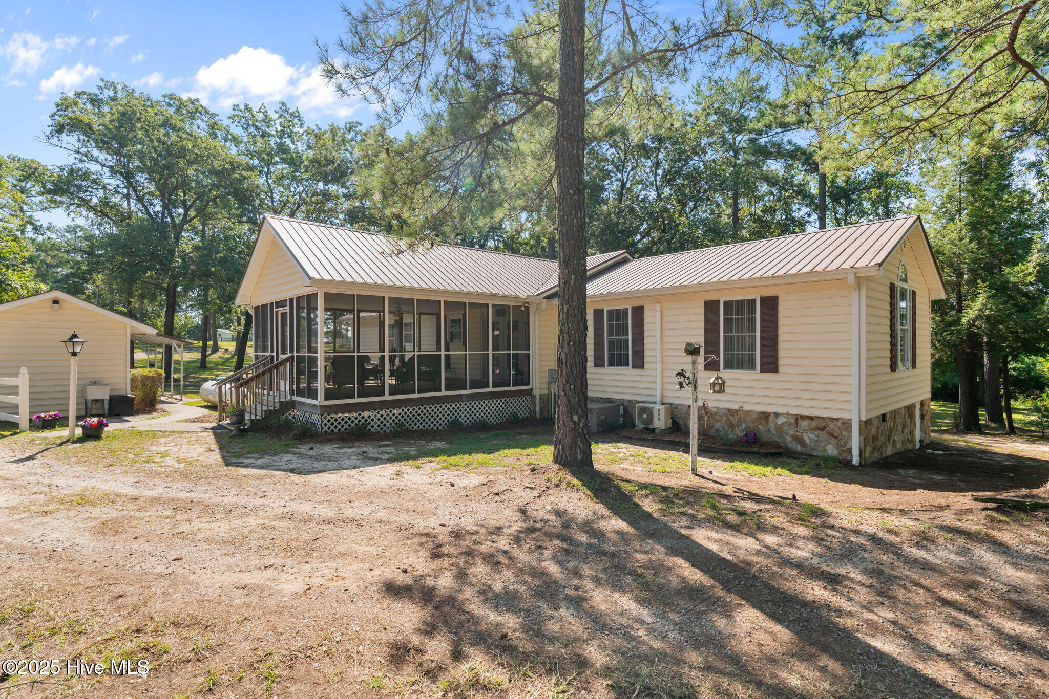 255 Sarason Place Vass, NC 28394 - Photo 45 of 52 45-web-or-mls-DSC01575