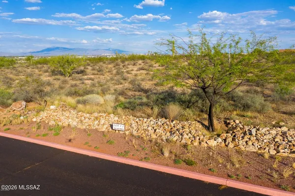 $150,000 | 2789 West Black Cloud Court, Unit 1, Tucson, AZ 85745