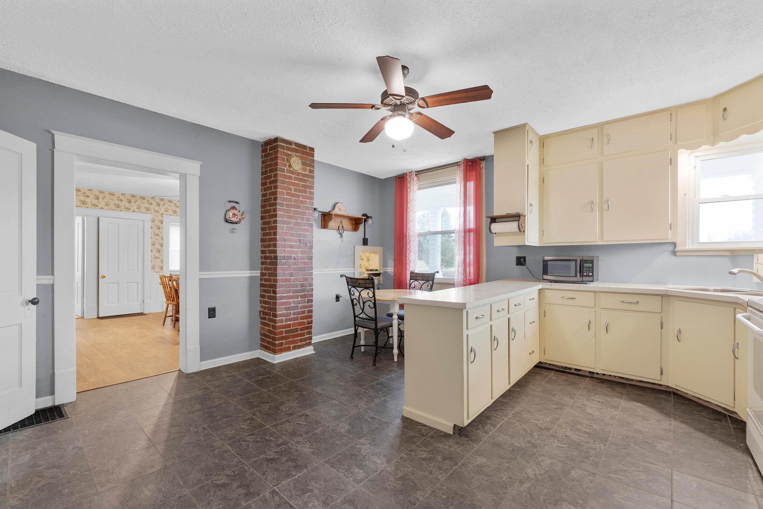 1850 Mansfield Washington Road Mansfield, OH 44903 - Photo 7 of 50 MAR_7073