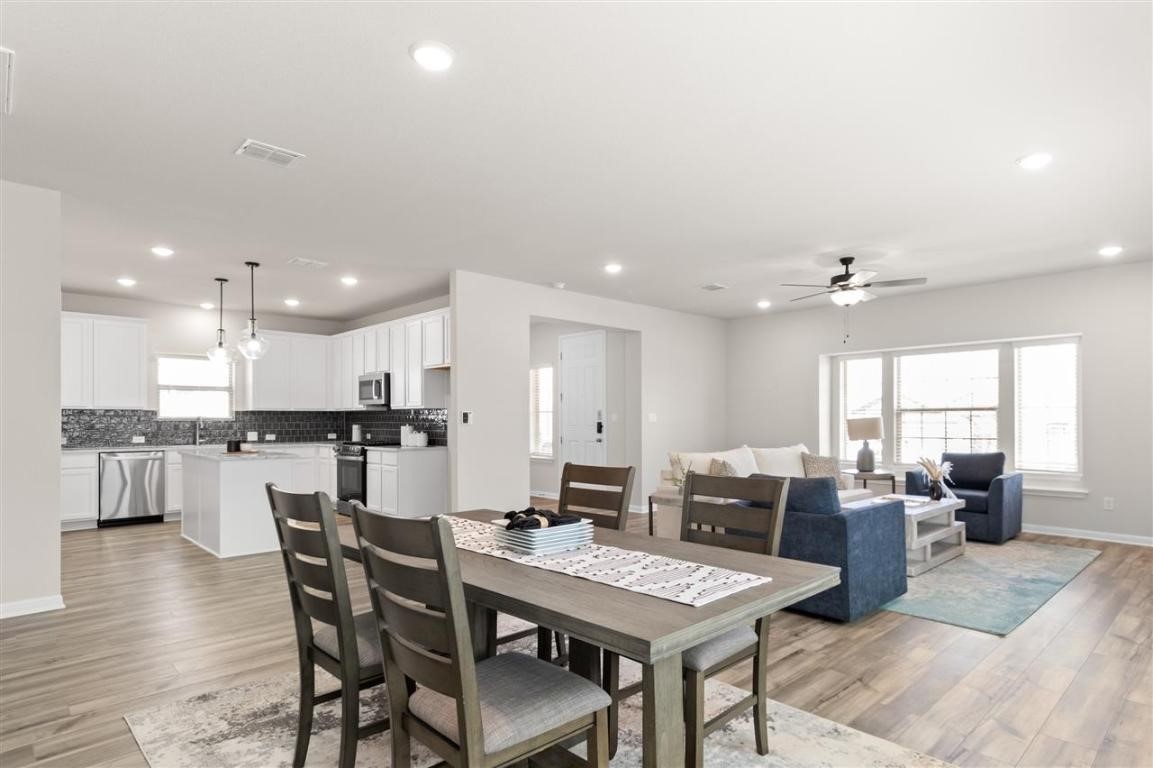 717 Paddock Lane Georgetown, TX 78626 - Photo 14 of 34