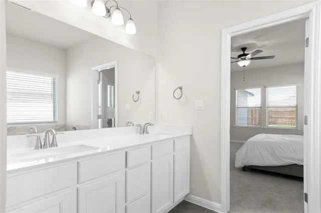 $379,900 | 717 Paddock Lane, Georgetown, TX 78626