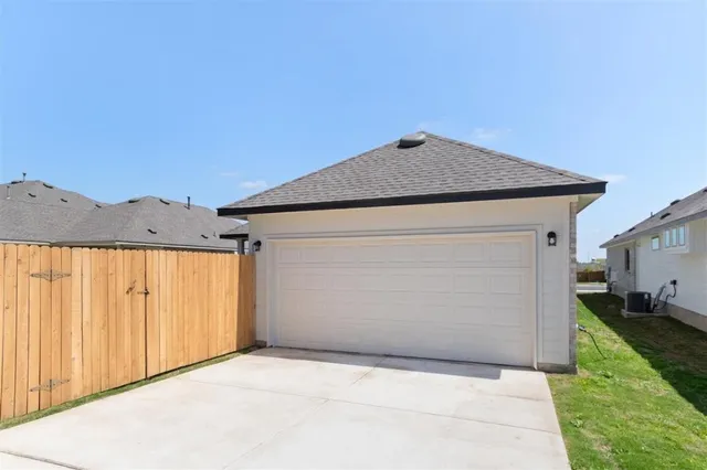 $379,900 | 717 Paddock Lane, Georgetown, TX 78626