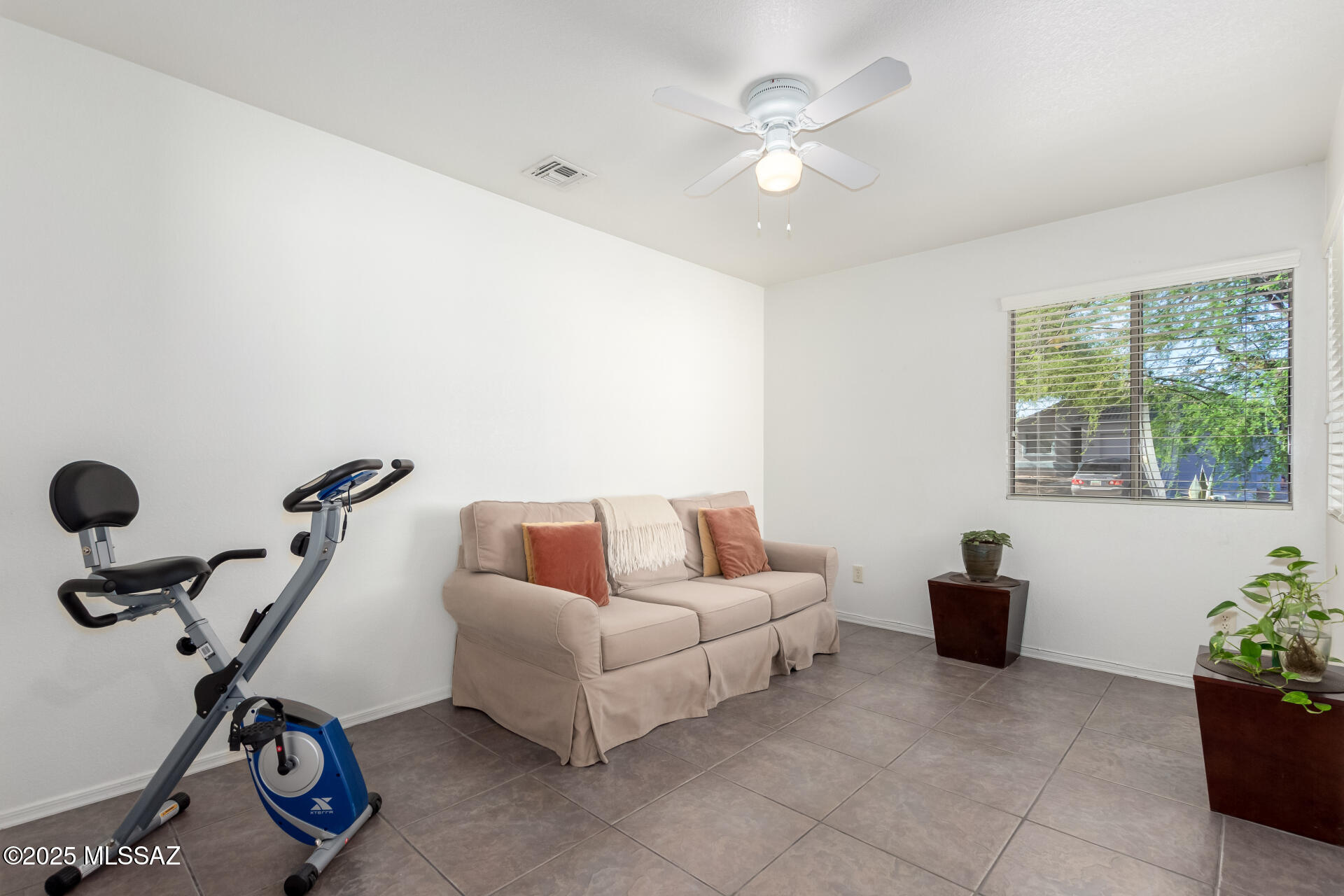 2335 West Rousseau Street Tucson, AZ 85741 - Photo 9 of 44 Gallery Image 9