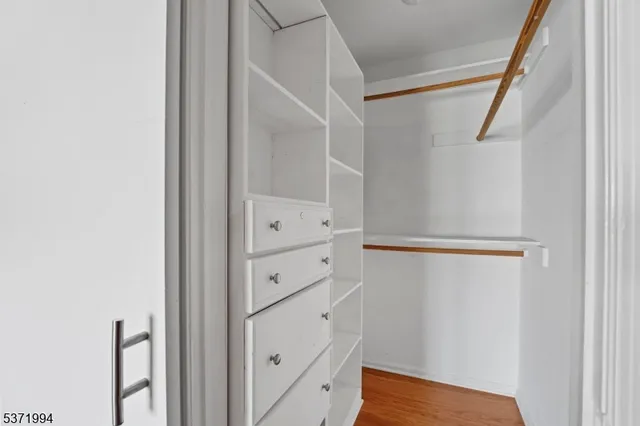 $2,450 | 235 Dakota Street, Paterson, NJ 07503