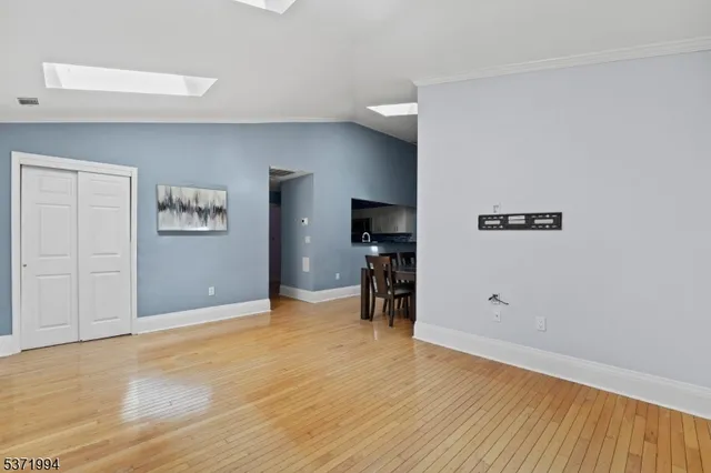 $2,450 | 235 Dakota Street, Paterson, NJ 07503