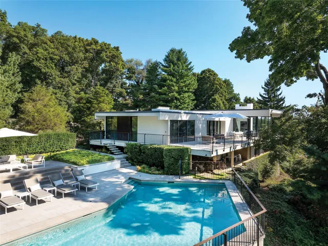 $3,973,000 | 17 Pilgrim Road, Rye, NY 10580