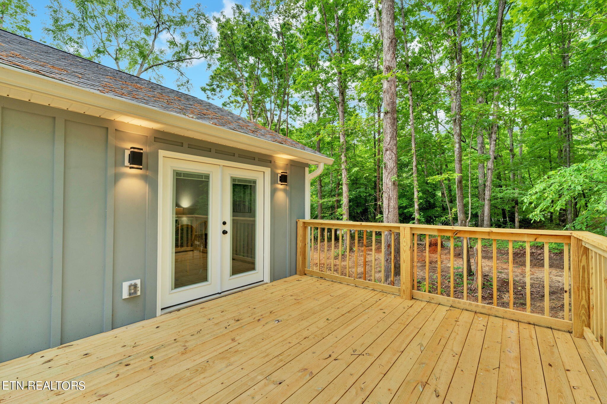 159 Country Way Road Vonore, TN 37885 - Photo 31 of 32 a view of a wooden deck
