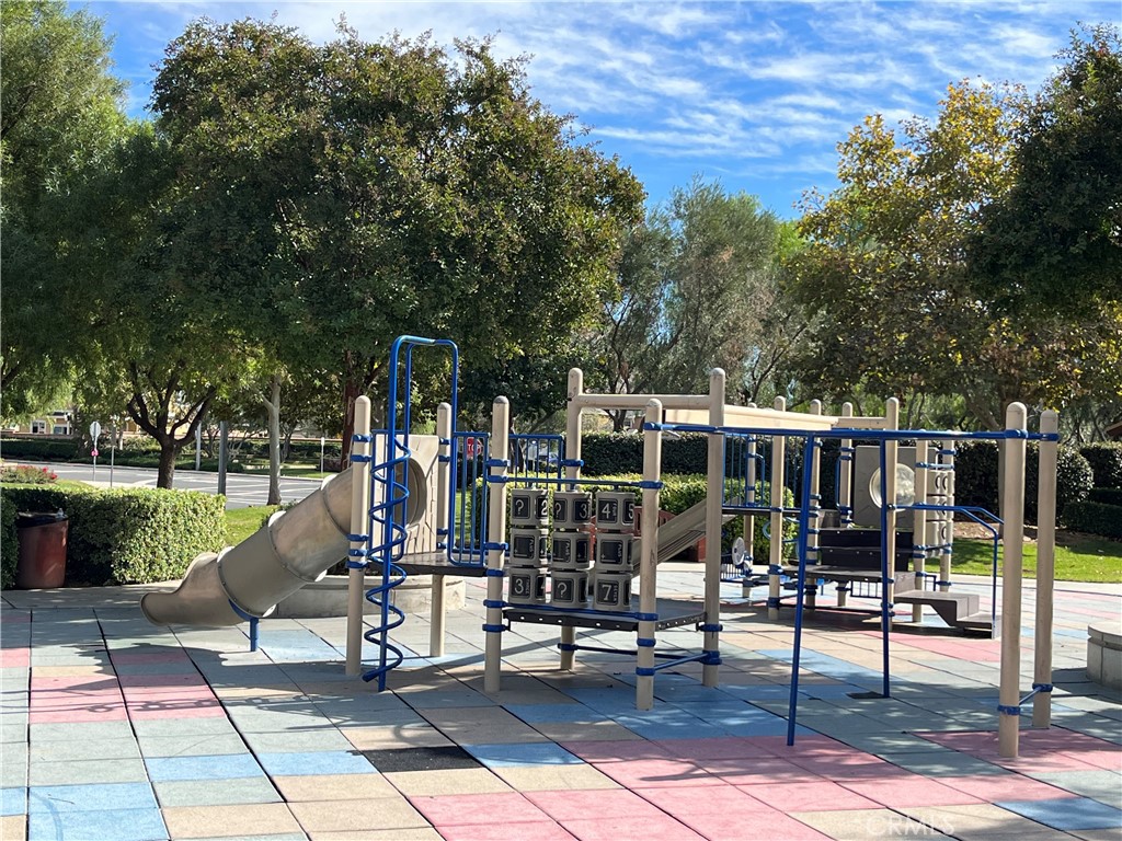 1483 Albillo Loop Perris, CA 92571 - Photo 39 of 46 a view of chairs and tables on the patio