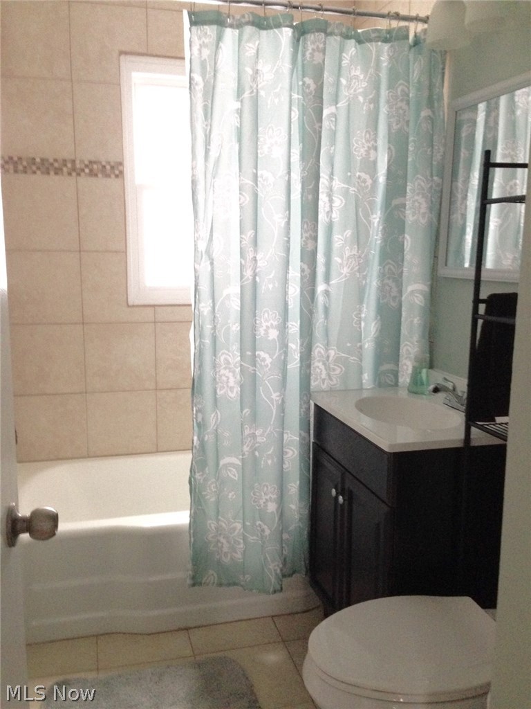 13616 Rockside Road Garfield Heights, OH 44125 - Photo 5 of 12