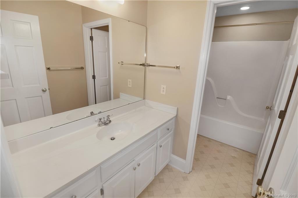 1654 Caille Court Fort Mill, SC 29708 - Photo 17 of 24 Gallery Image 17