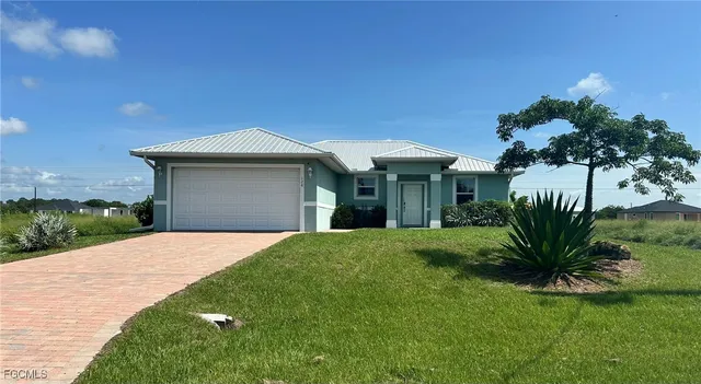 $2,195 | 126 Plantation Drive, LaBelle, FL 33935