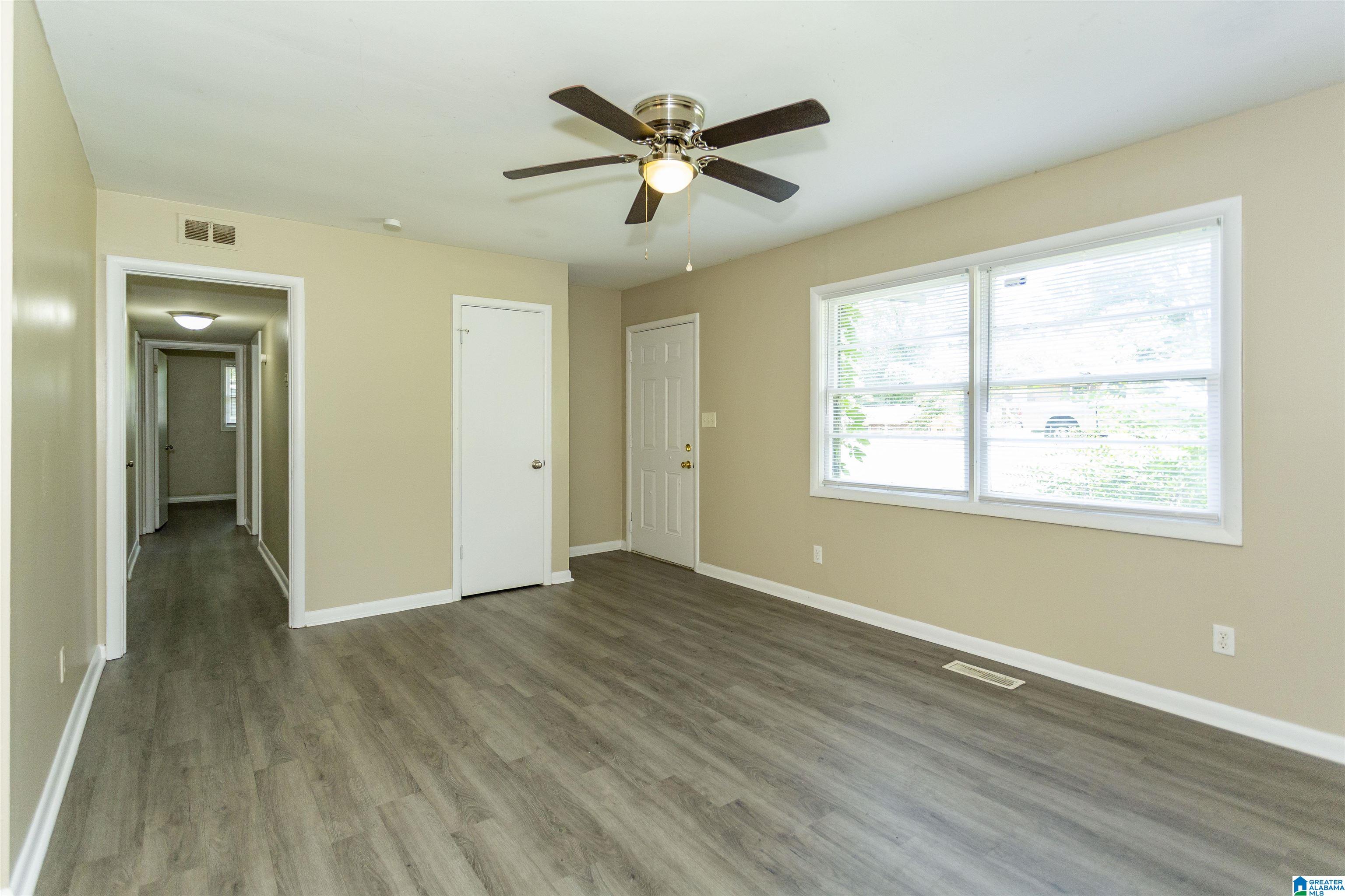 408 13th Terrace Northwest Birmingham, AL 35215 - Photo 10 of 36