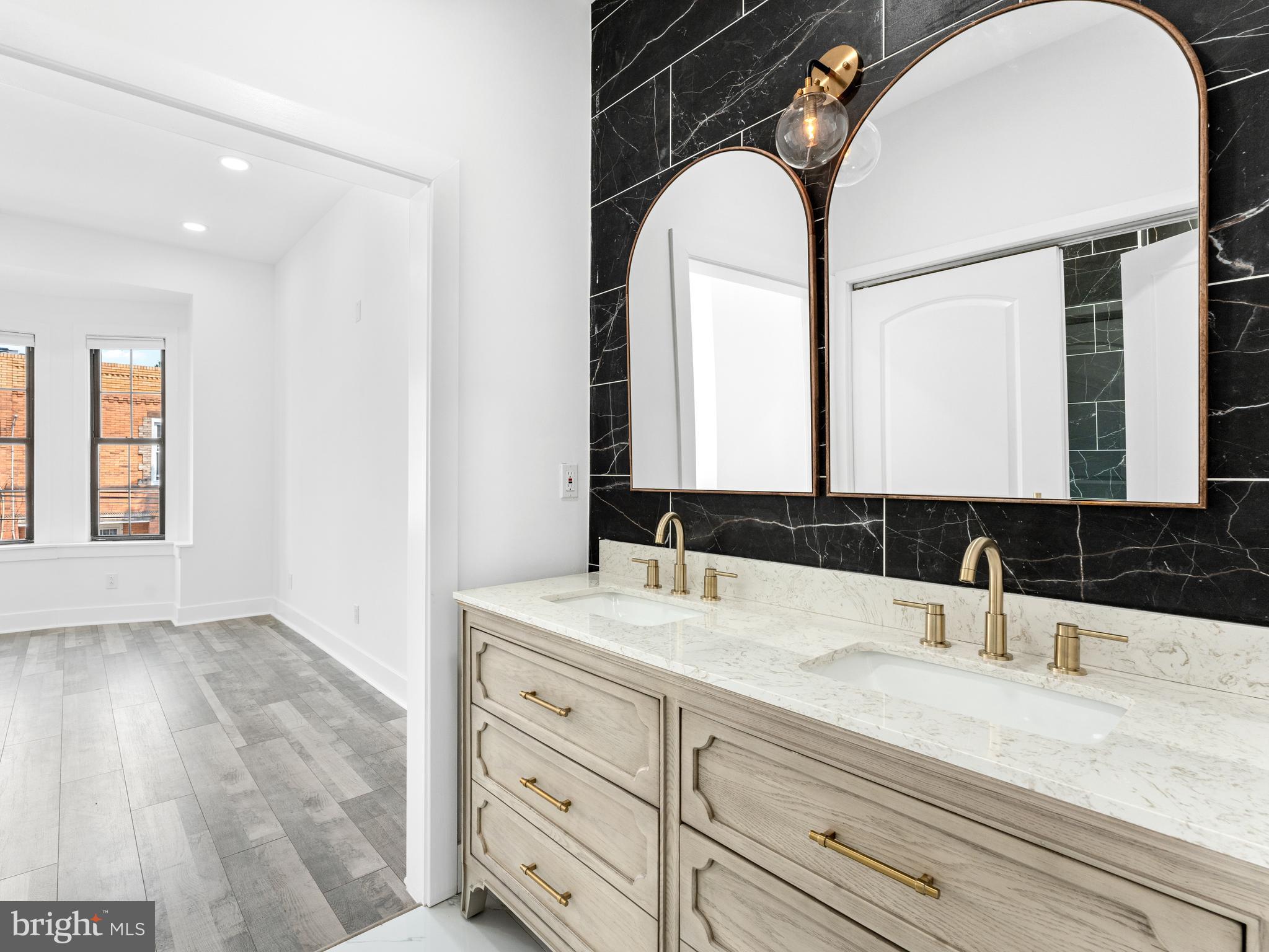 2238 South 17th Street Philadelphia, PA 19145 - Photo 11 of 24 DOUBLE SINK
