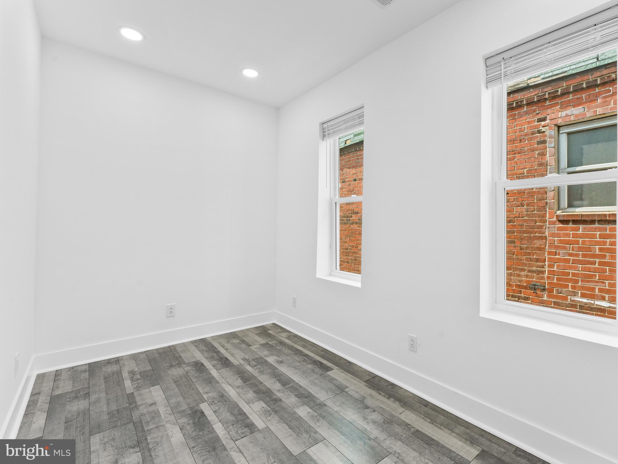 2238 South 17th Street Philadelphia, PA 19145 - Photo 15 of 24 MIDDLE BEDROOM