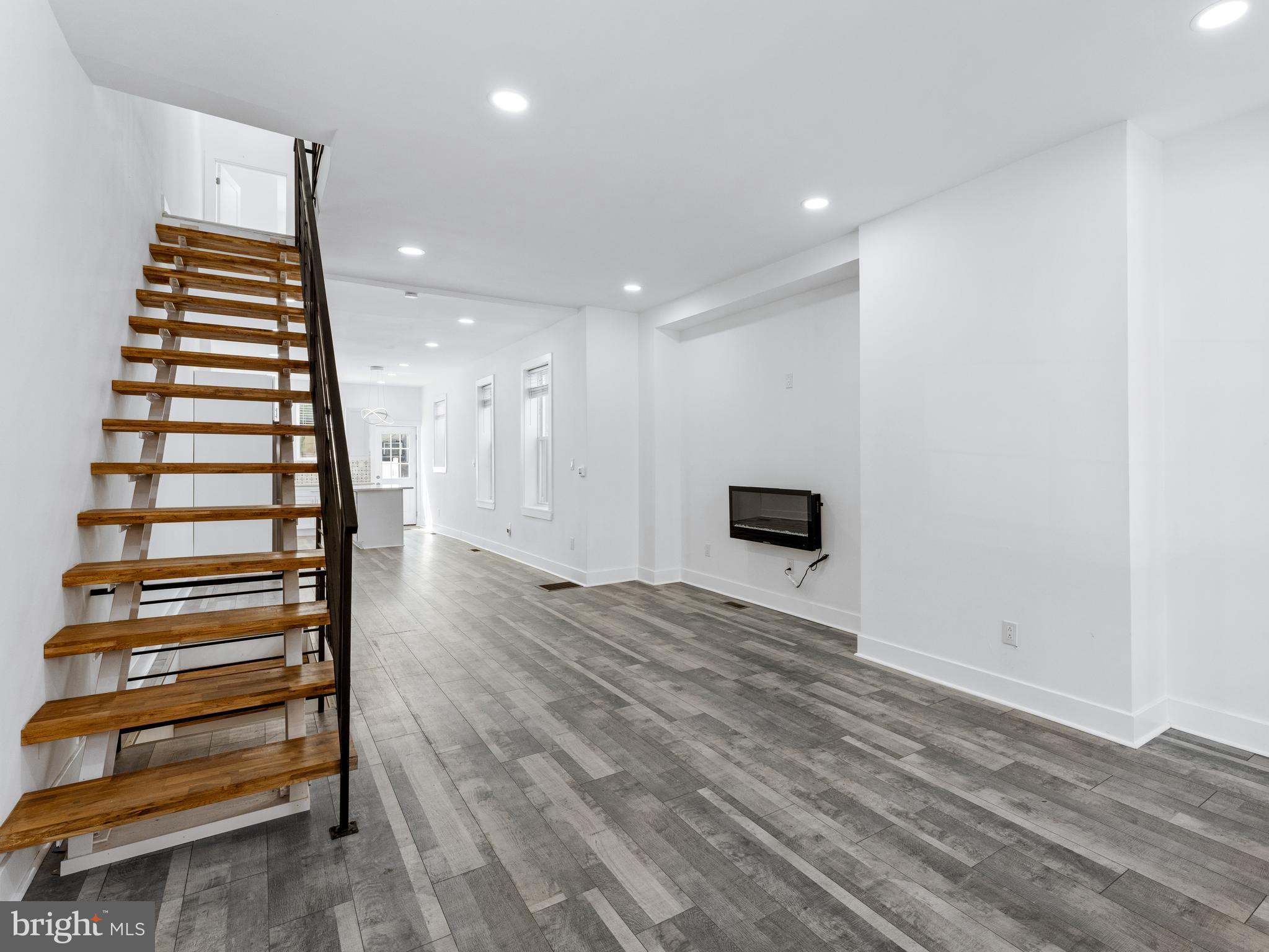 2238 South 17th Street Philadelphia, PA 19145 - Photo 6 of 24