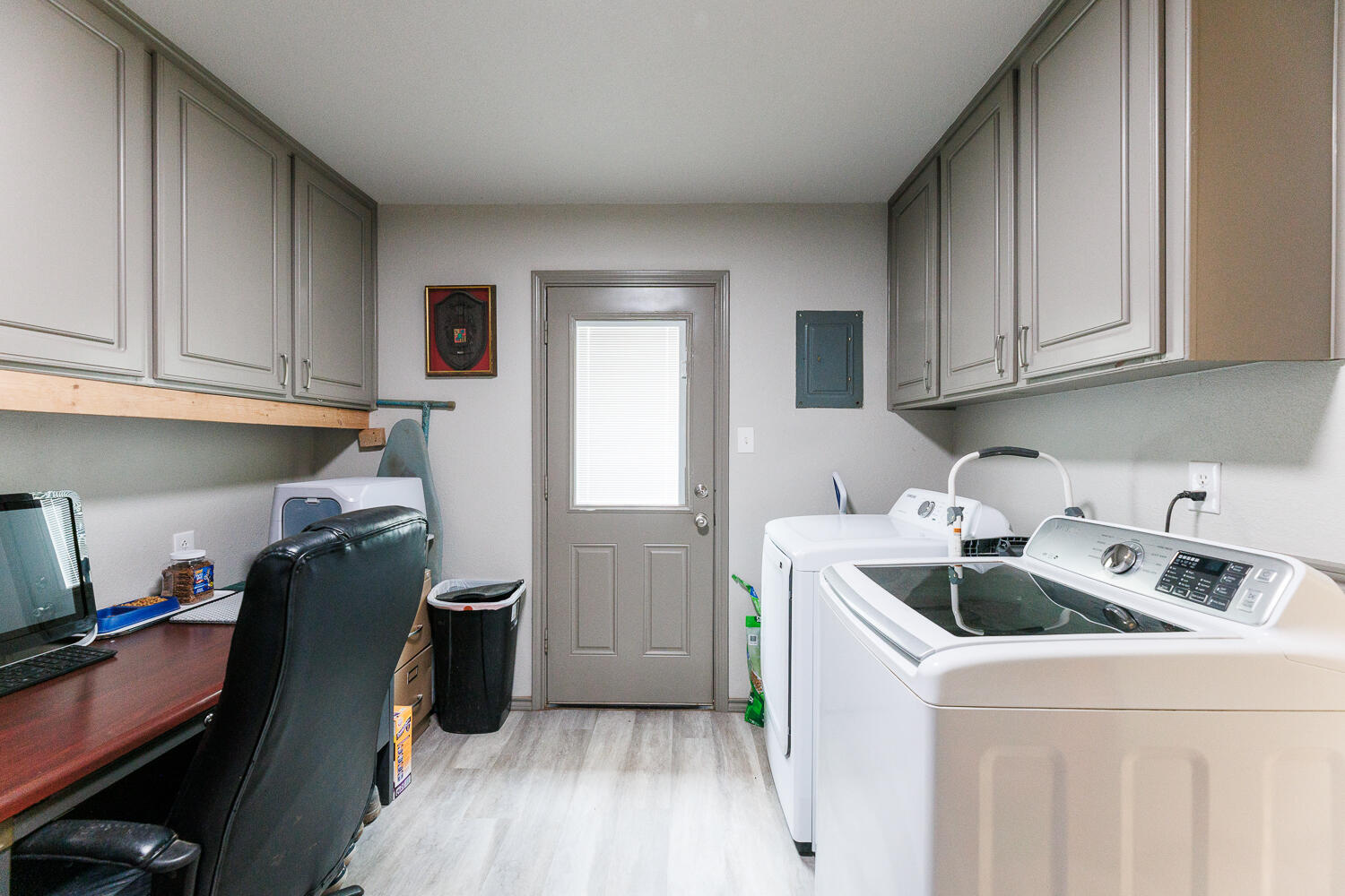 834 9th Street Wolfforth, TX 79382 - Photo 29 of 34 Utility Room