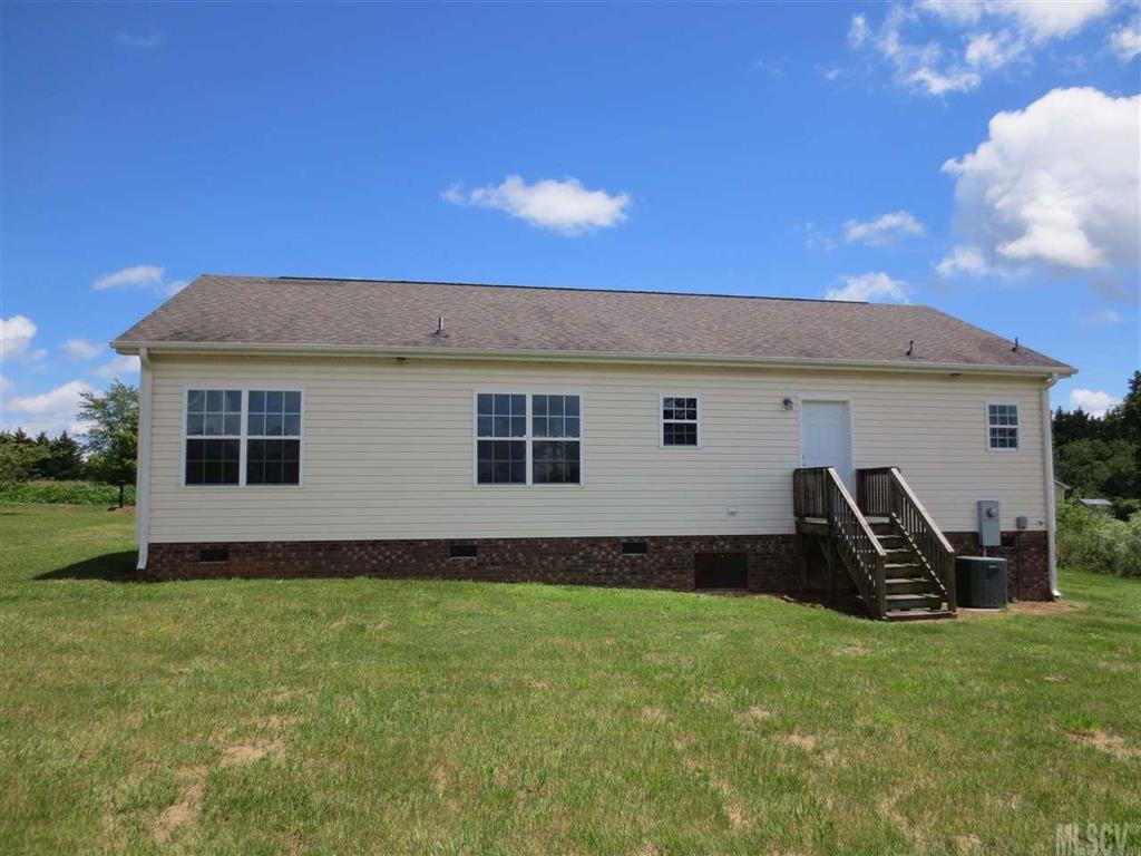 232 Viewmont Lane Ronda, NC 28670 - Photo 2 of 9 Gallery Image 2