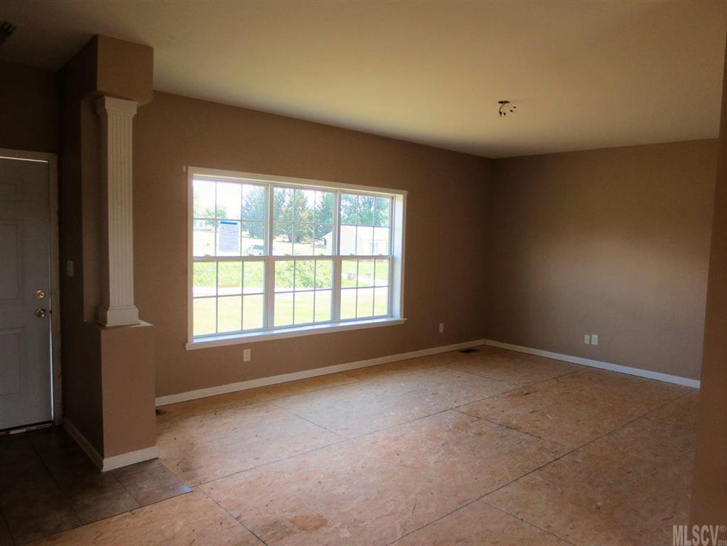 232 Viewmont Lane Ronda, NC 28670 - Photo 4 of 9 Gallery Image 4