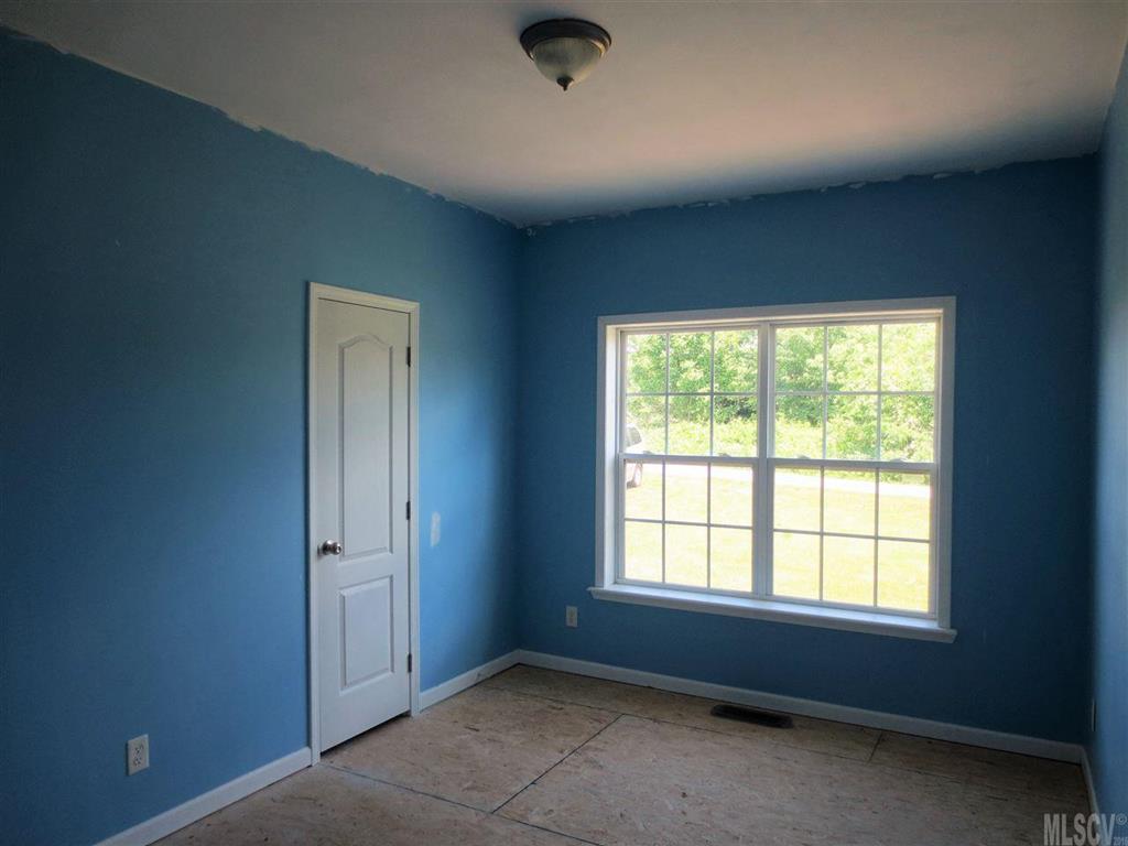 232 Viewmont Lane Ronda, NC 28670 - Photo 7 of 9 Gallery Image 7